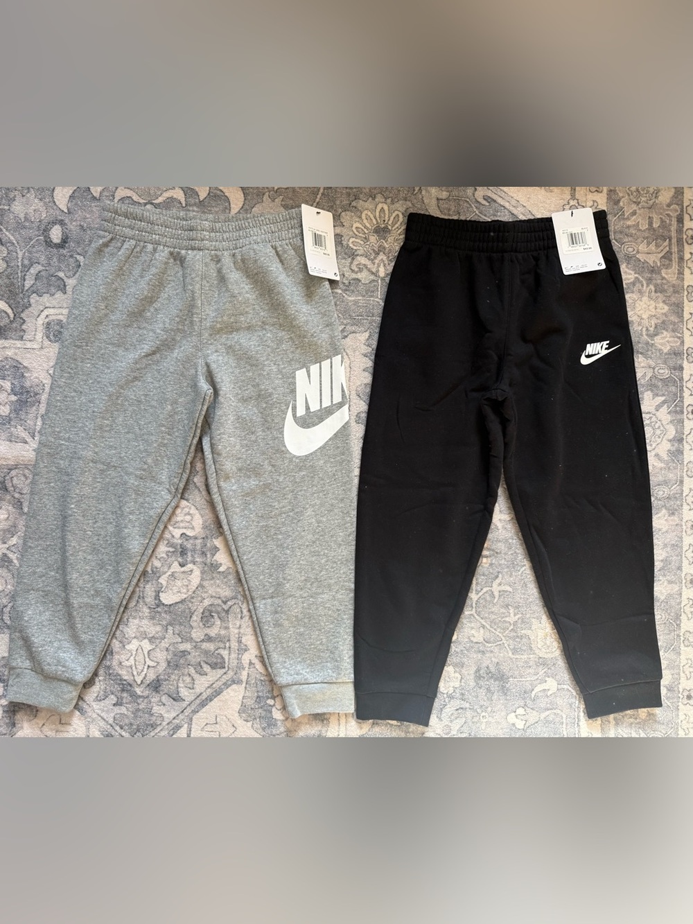 Nike Kids size 7 Grey & Black Logo Sweatpants Set